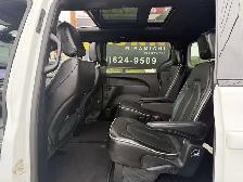2025 Chrysler Pacifica Limited S CLEAN CARFAX CERTIFIED - Photo 14