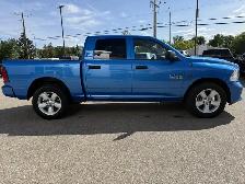 2023 Ram 1500 Classic Express Crew Cab 4x4 | HEMI V8 | Sub Zero - Photo 11