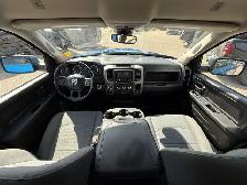 2023 Ram 1500 Classic Express Crew Cab 4x4 | HEMI V8 | Sub Zero - Photo 27