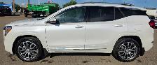 2024 GMC Terrain Denali AWD - Photo 2