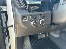 2026 GMC Sierra 1500 SLE Crew Cab - Photo 16