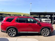 2025 Honda Pilot Touring AWD - Photo 8