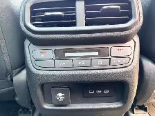2025 Honda Pilot Touring AWD - Photo 28