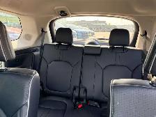 2025 Honda Pilot Touring AWD - Photo 29
