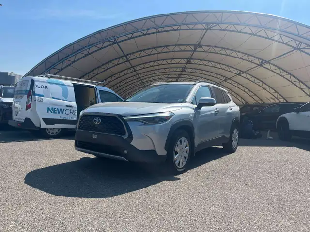 2023 Toyota Corolla Cross XLE