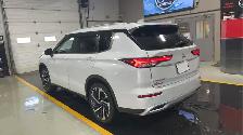 2023 Mitsubishi Outlander - Photo 6
