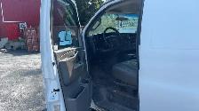 2017 Chevrolet Express - Photo 10
