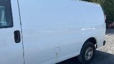 2017 Chevrolet Express - Photo 26