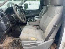 2017 Chevrolet Silverado 3500HD CC - Photo 20