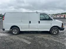 2007 GMC Savana - Photo 4