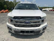 2018 Ford F-150 w/ Heavy Duty Payload Package - Photo 2