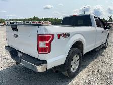 2018 Ford F-150 w/ Heavy Duty Payload Package - Photo 5