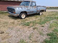 1985 Dodge D100 Short-Box - Photo 3