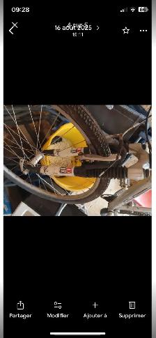 vélo montagne double suspension GT - Photo 6