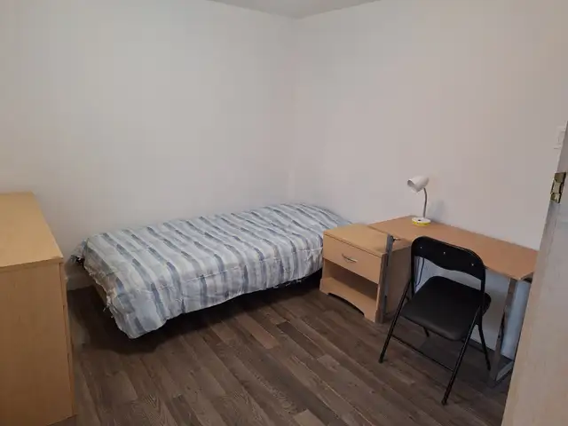 Chambre à louer meublé travailleur ou étudiant Lévis