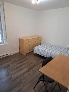 Chambre à louer meublé travailleur ou étudiant Lévis - Photo 2