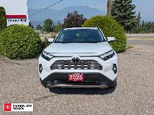 2025 Toyota RAV4 Hybrid Limited LIMITED, AWD, NEAR NEW BRAKES... - Photo 2