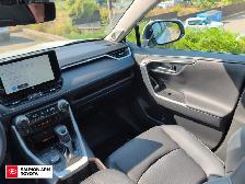 2025 Toyota RAV4 Hybrid Limited LIMITED, AWD, NEAR NEW BRAKES... - Photo 25