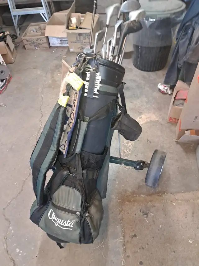 GOLF CLUBS