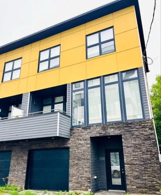 2 Bed 2 Bath Townhouse with Garage I North End
