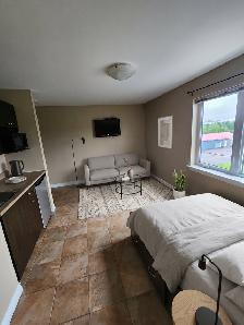 Bachelor Apartment-  MOVE-IN SPECIAL – ONE MONTH FREE - Photo 2