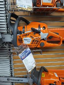 Husqvarna 562XP® Mark II Chainsaw - Photo 3