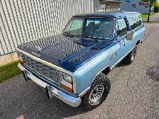 1985 Dodge Ram Charger Royal SE / 4x4 / 318ci RARE ! - Photo 13