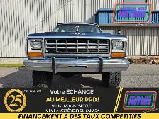 1985 Dodge Ram Charger Royal SE / 4x4 / 318ci RARE ! - Photo 2