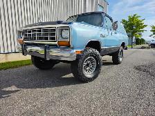 1985 Dodge Ram Charger Royal SE / 4x4 / 318ci RARE ! - Photo 14