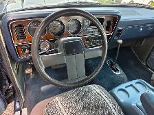 1985 Dodge Ram Charger Royal SE / 4x4 / 318ci RARE ! - Photo 19