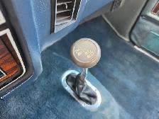 1985 Dodge Ram Charger Royal SE / 4x4 / 318ci RARE ! - Photo 20