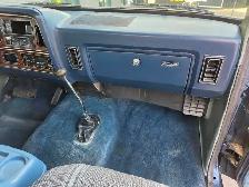 1985 Dodge Ram Charger Royal SE / 4x4 / 318ci RARE ! - Photo 21