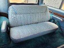1985 Dodge Ram Charger Royal SE / 4x4 / 318ci RARE ! - Photo 23