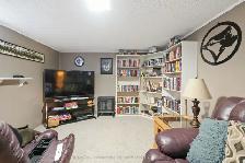 Available! Cobourg - Entire House for Rent! $2600   utilities. - Photo 8
