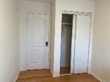 Room for rent, avail. on Sept 1, Eglinton & Kennedy, Mississauga - Photo 4