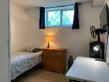 Room for Rent - Walking distance to UofM