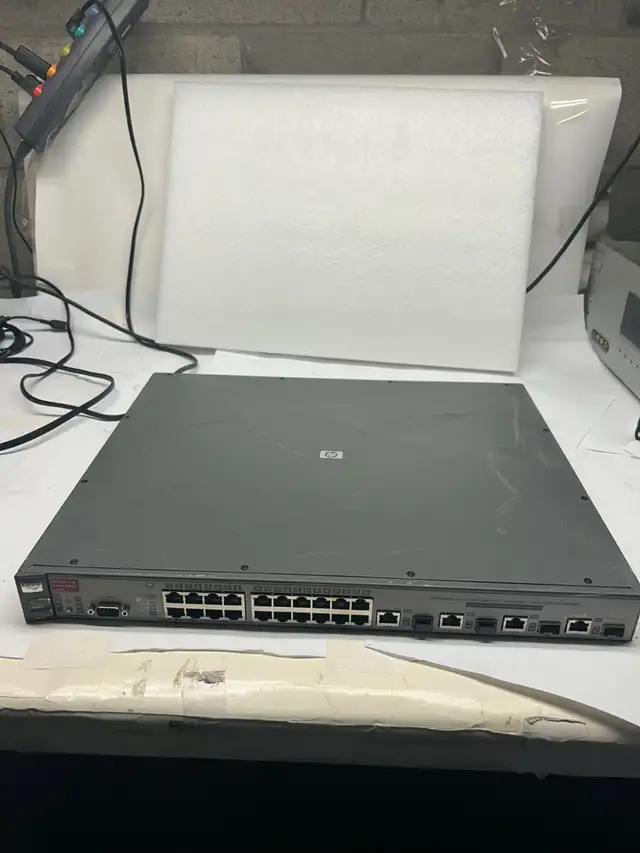 HP pro curve switch 2400cl managed network gigabit switch