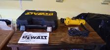 Dewalt Outil à Découper à Service Intense