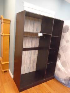 Standing closet
