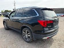 2016 Honda Pilot Touring AWD - Photo 7