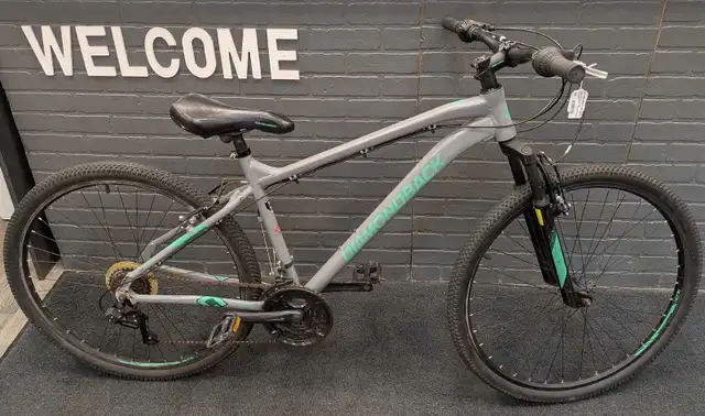 Mountain Bike diamond back medium size