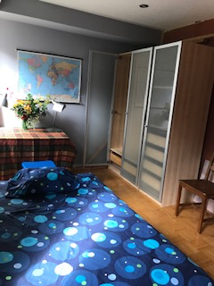 Cute room with own toilet, no Parking. Tel. 416-7217591