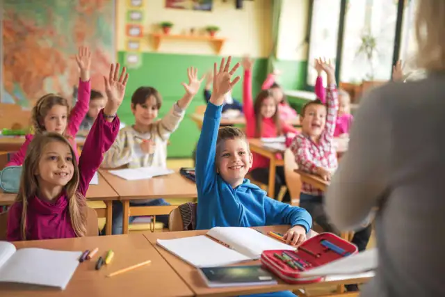 COURS PRIVÉS AU PRIMAIRE TUTORAT ET AIDE AUX DEVOIRS