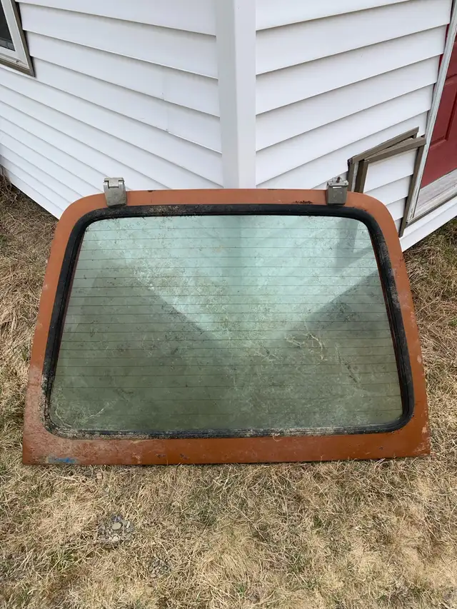 Hatchback Window