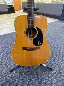 Epiphone FT-145 Acoustic guitar