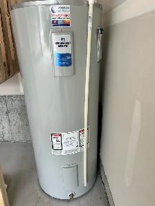 Bradford water heater. New - Photo 5