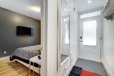 RENOVATED TRIPLEX ,2 UNITES RENTED ONE UNIT AVAILABLE 4 OCCUPANY - Photo 3