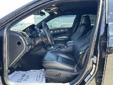 2017 Chrysler 300 S - Photo 9
