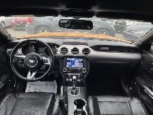 2019 Ford Mustang EcoBoost, Convertible, Camera, Navi, Leather, - Photo 11