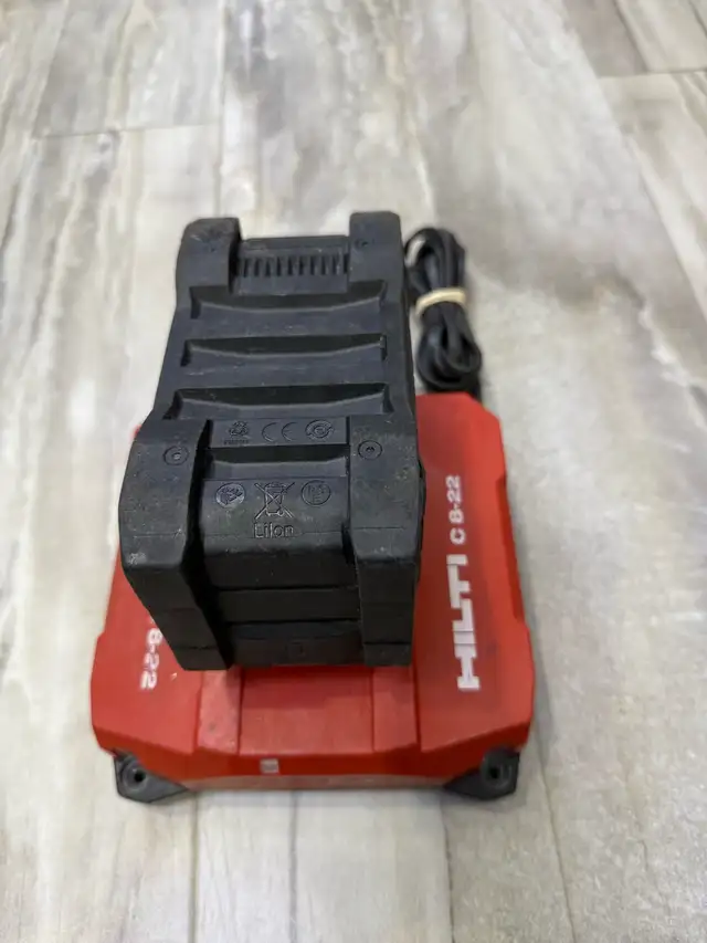 Hilti C 8-22 Charger and B22 Nuron 12AH Battery